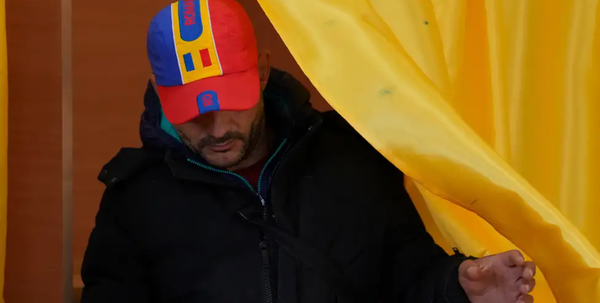 Romania’s Presidential Runoff: A Nation at the Crossroads